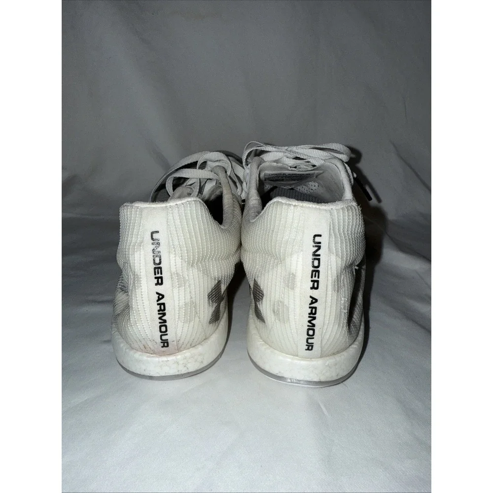 Under Armour Track & Field Spikes Mens Size 11 Shakedown Elite White 3027568-100